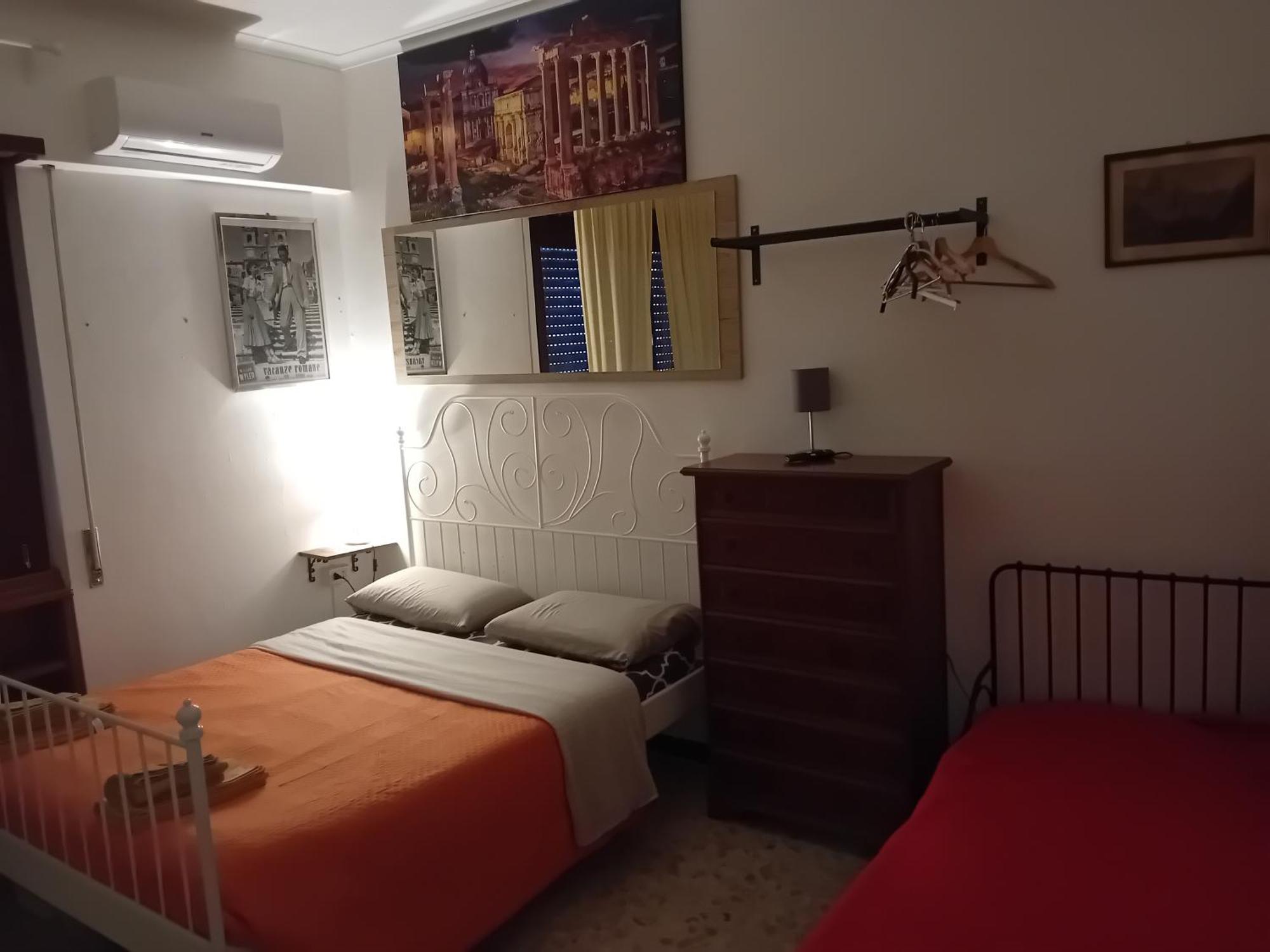 Roma Trastevere Station Room photo